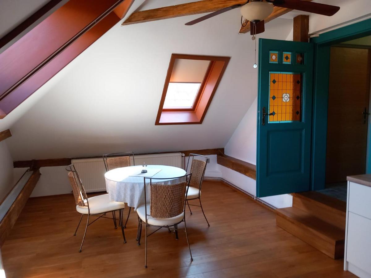Roof Apartment Ztracena Оломоуц Екстериор снимка